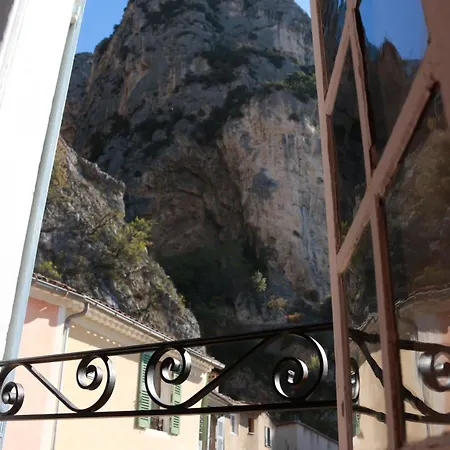 Apartamento La Bonne Etoile - The Good Star Moustiers-Sainte-Marie Habitación foto